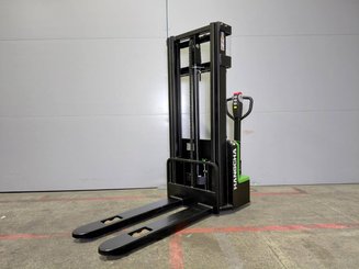 Stacker com condutor a pé Hangcha CDD15-A2MC2-ISZ