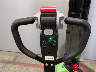 Stacker com condutor a pé Hangcha CDD15-A2MC2-ISZ