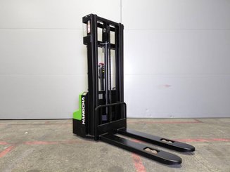 Stacker com condutor a pé Hangcha CDD15-A2MC2-ISZ