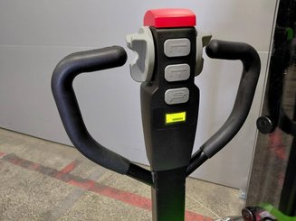 Stacker com condutor a pé Hangcha CDD15-A2MC2-ISZ