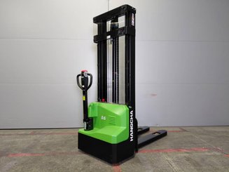 Stacker com condutor a pé Hangcha CDD15-A2MC2-ISZ