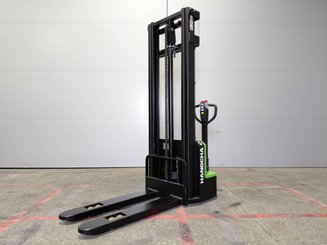 Stacker com condutor a pé Hangcha CDD15-A2MC2-ISZ
