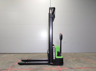 Stacker com condutor a pé Hangcha CDD15-A2MC2-ISZ