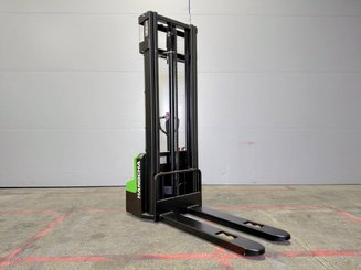 Stacker com condutor a pé Hangcha CDD15-A2MC2-ISZ