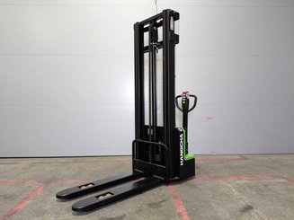 Stacker com condutor a pé Hangcha CDD15-A2MC2-ISZ