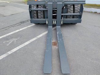 Empilhador de contrapeso 4 rodas Kalmar DCG160-12T - 7